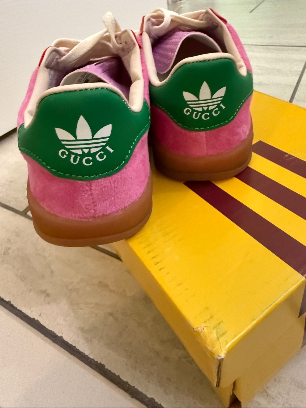 adidas Pink and Black Gazelle Sneakers with Green Heel Tab | US size 7 - Picture 12 of 15